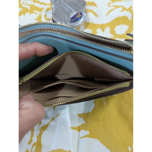 Laurenza Pebble 3Piece Bundle Pouches NWT - Picture 7 of 10